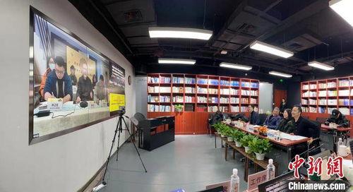 雲端(duan)文(wen)藝(yi)交融(rong) 兩(liang)岸青(qing)年(nian)創(chuang)作者(zhe)的(de)經(jing)驗分享(xiang)與未來(lai)展(zhan)望(wang)